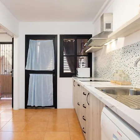 Ek Candelaria House Estrelitzia * Santa Cruz de Tenerife