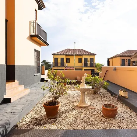 Ek Candelaria House Estrelitzia Vakantiehuis