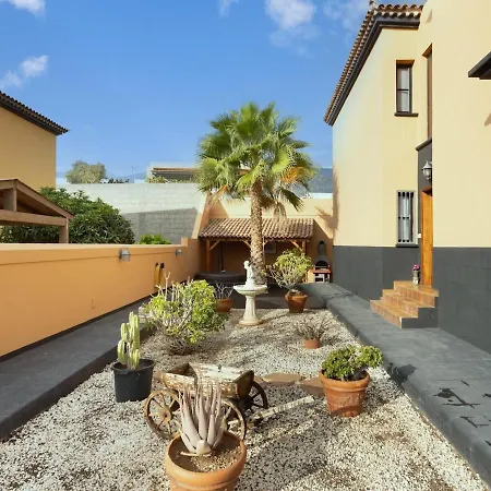 Ek Candelaria House Estrelitzia * Santa Cruz de Tenerife