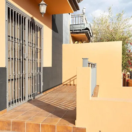 펜션 Ek Candelaria House Estrelitzia