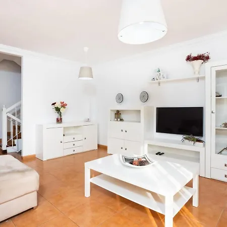 Ek Candelaria House Estrelitzia Tatil Evi *